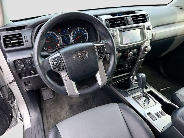 Used 2017 Toyota 4Runner SR5 Premium AWD/4WD image 9