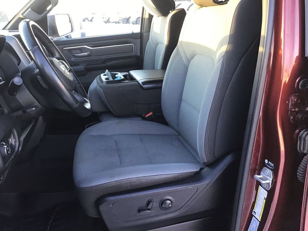 Used 2022 RAM 1500 Big Horn AWD/4WD image 11