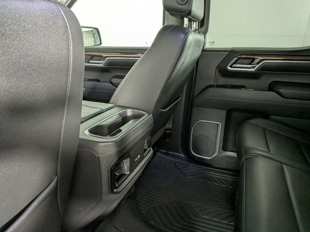 Used 2022 Chevrolet Silverado 1500 LT Trail Boss w/ LT Trail Boss Premium Package AWD/4WD image 35