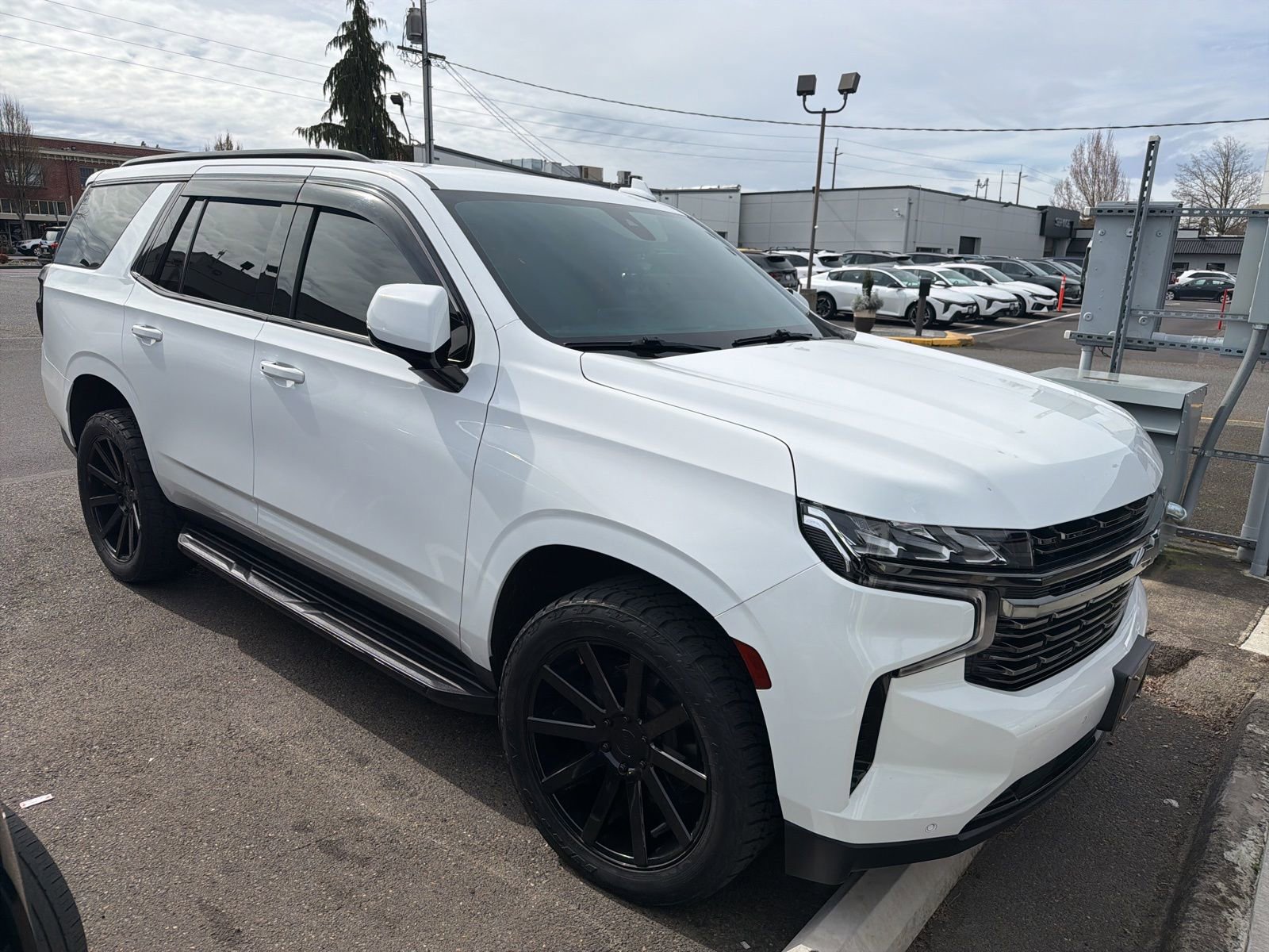 Used 2022 Chevrolet Tahoe RST w/ Luxury Package image 34