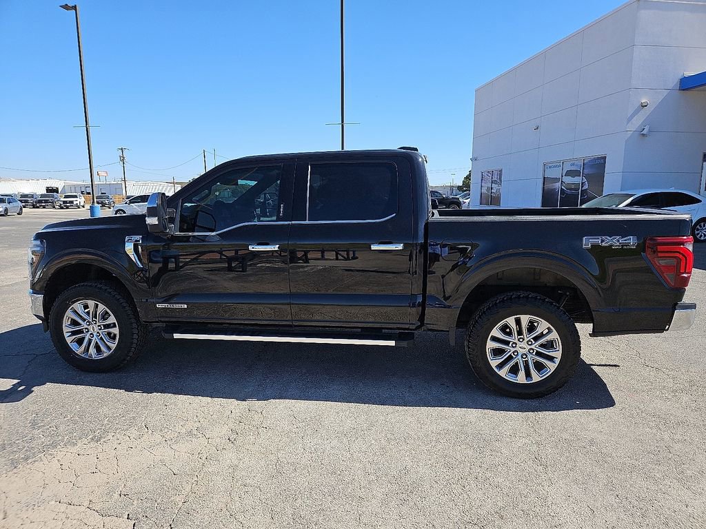 Used 2024 Ford F150 Lariat w/ FX4 Off-Road Package image 3