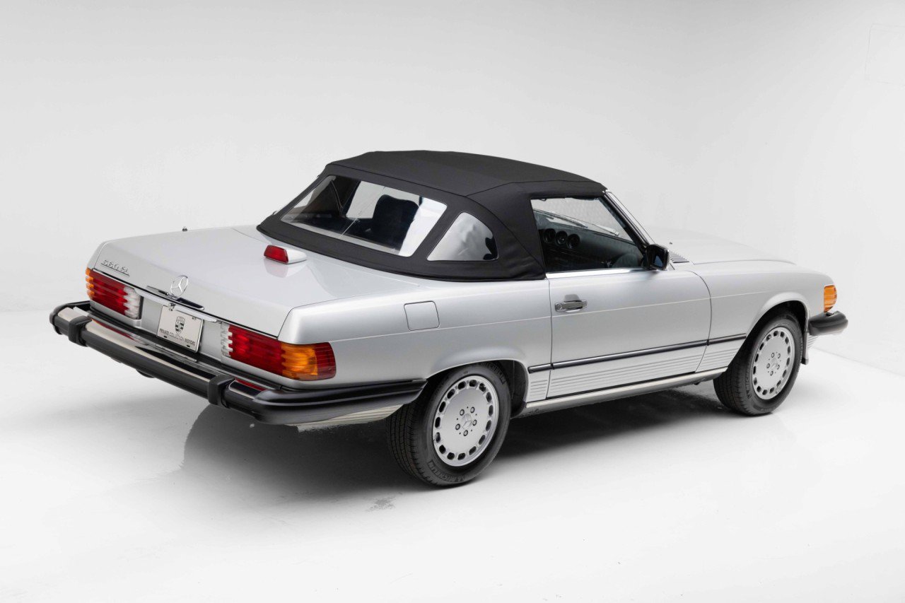 Used 1987 Mercedes-Benz 560 SL image 19