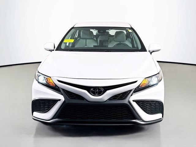 Certified 2023 Toyota Camry SE w/ Convenience Package image 11