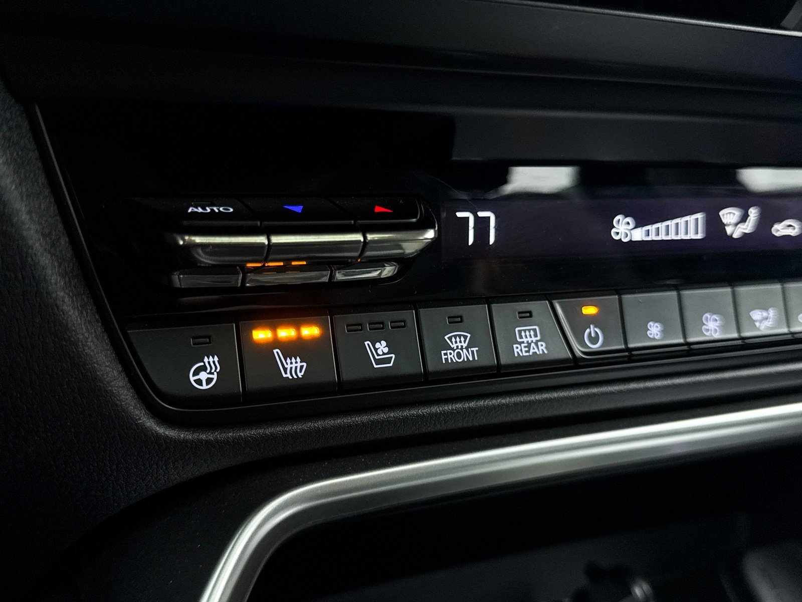 Used 2025 MAZDA CX-90 3.3 Turbo w/ Premium Plus Pkg image 32