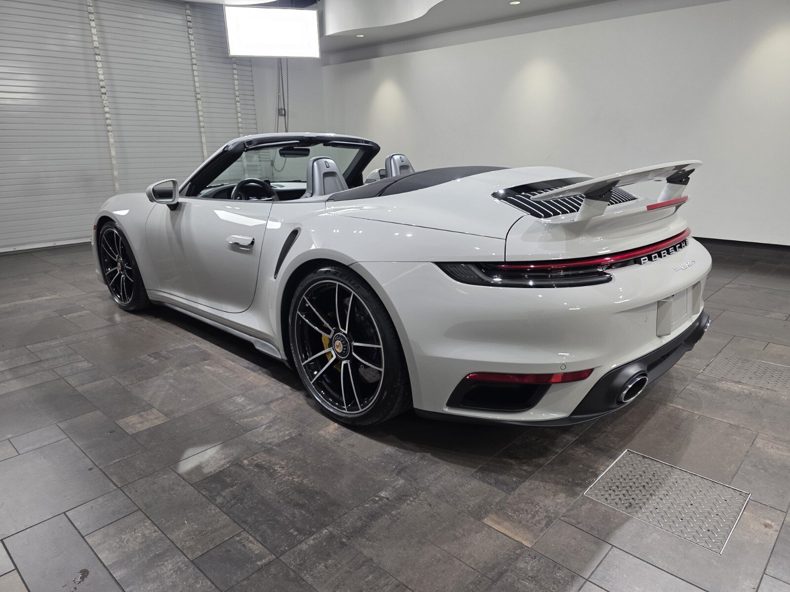 Used 2024 Porsche 911 Turbo S AWD/4WD image 4