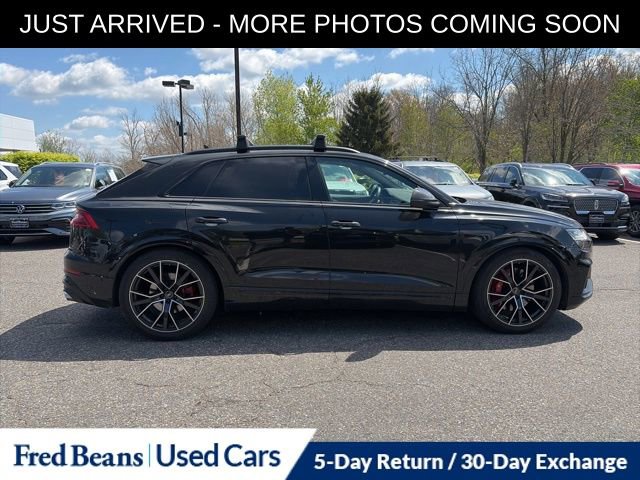 Used 2023 Audi SQ8 Prestige w/ Prestige Package AWD/4WD image 9