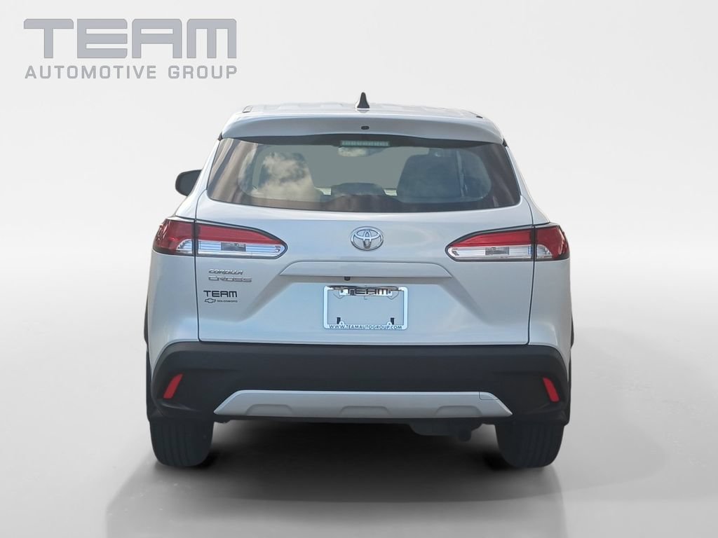 Used 2022 Toyota Corolla Cross L FWD image 6