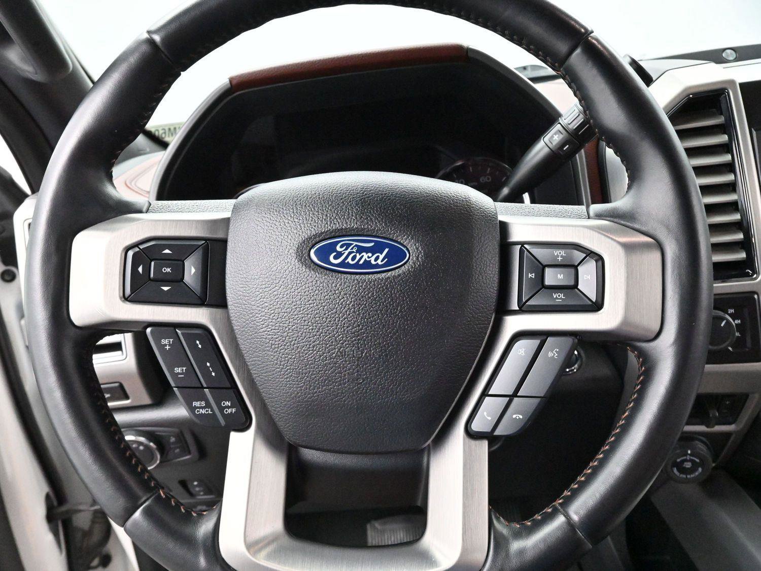 Used 2020 Ford F250 Platinum w/ FX4 Off-Road Package image 18