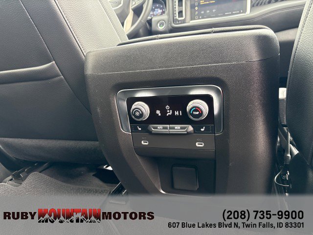 Used 2024 GMC Yukon Denali image 25