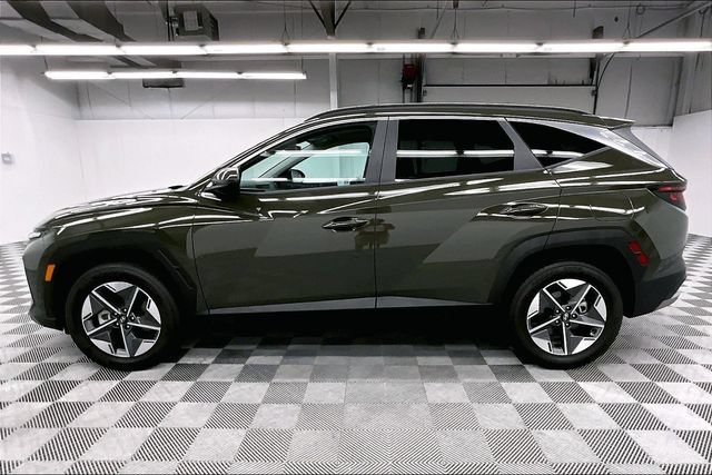 Used 2025 Hyundai Tucson SEL AWD/4WD image 14
