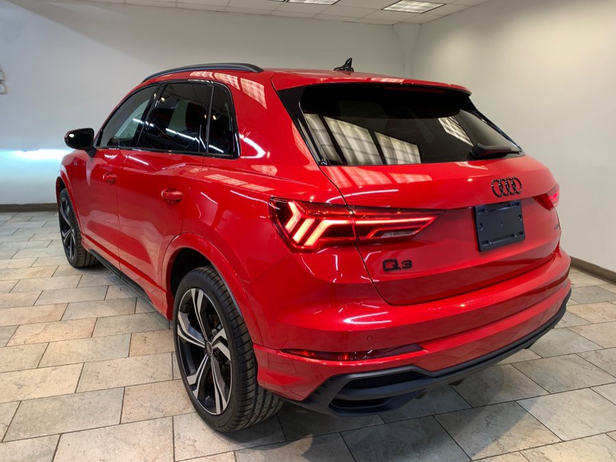 Used 2023 Audi Q3 2.0T Premium Plus w/ Premium Plus Package image 5