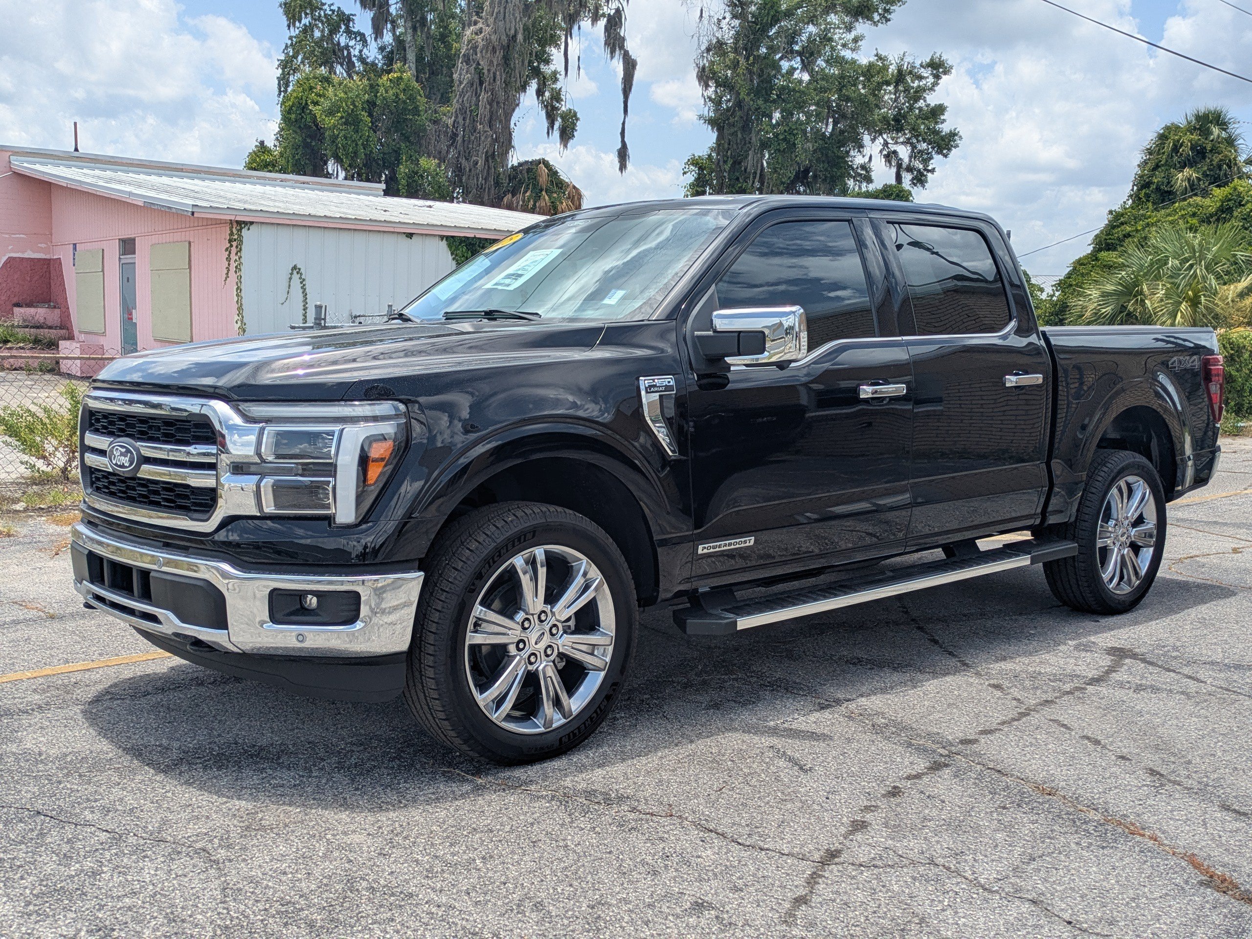 Certified 2025 Ford F150 Lariat w/ Equipment Group 502A High AWD/4WD image 8