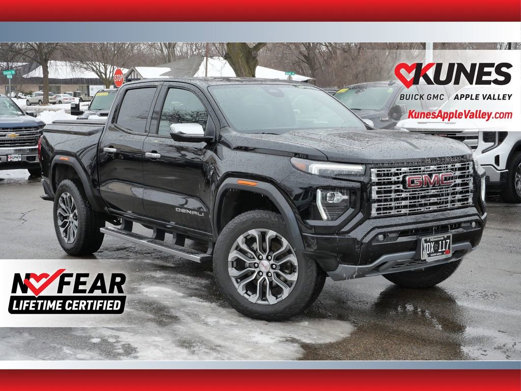 Used 2024 GMC Canyon Denali AWD/4WD image 1