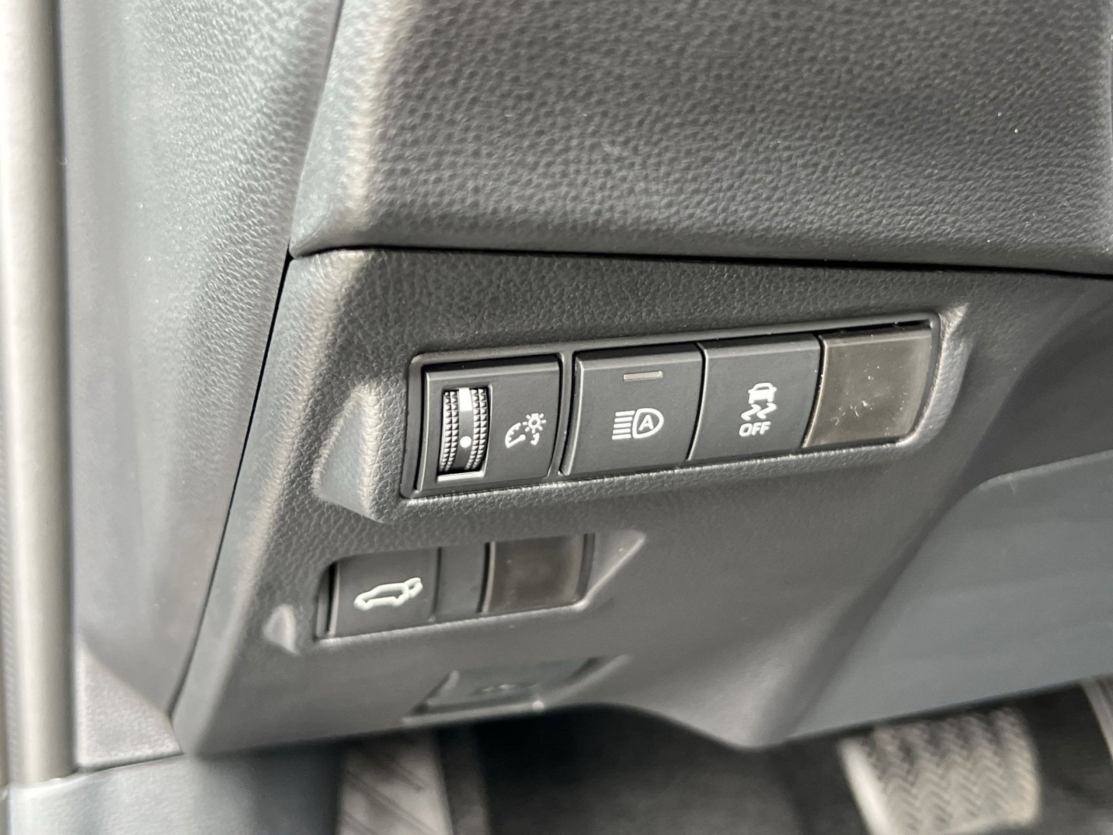 New 2026 Toyota Corolla Cross XLE image 23