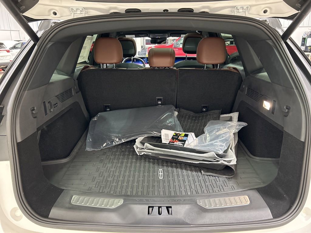 New 2026 Lincoln Nautilus Reserve image 30