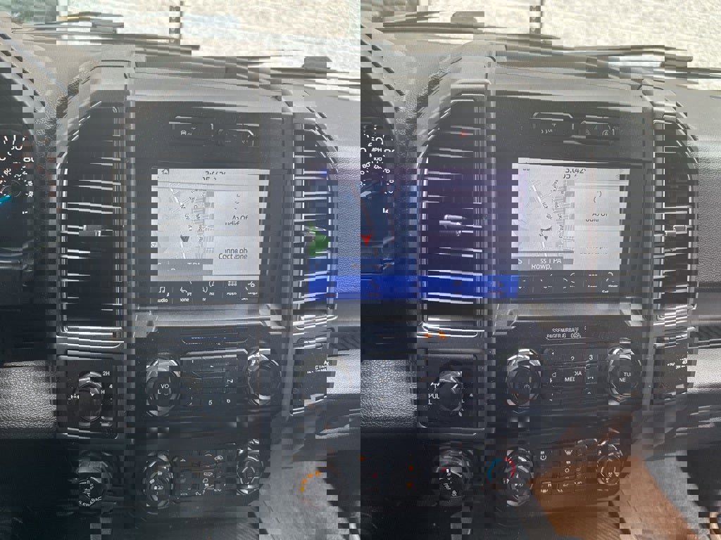 Used 2020 Ford F150 XLT w/ Equipment Group 302A Luxury image 6