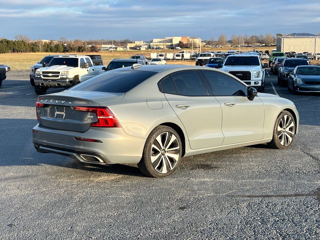 Used 2022 Volvo S60 B5 Inscription image 5