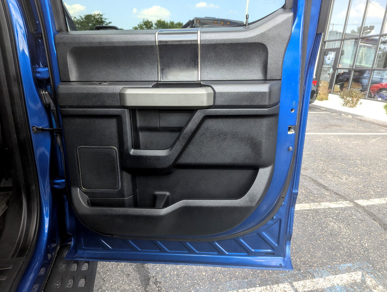 Used 2018 Ford F150 Raptor w/ Equipment Group 802A Luxury image 66