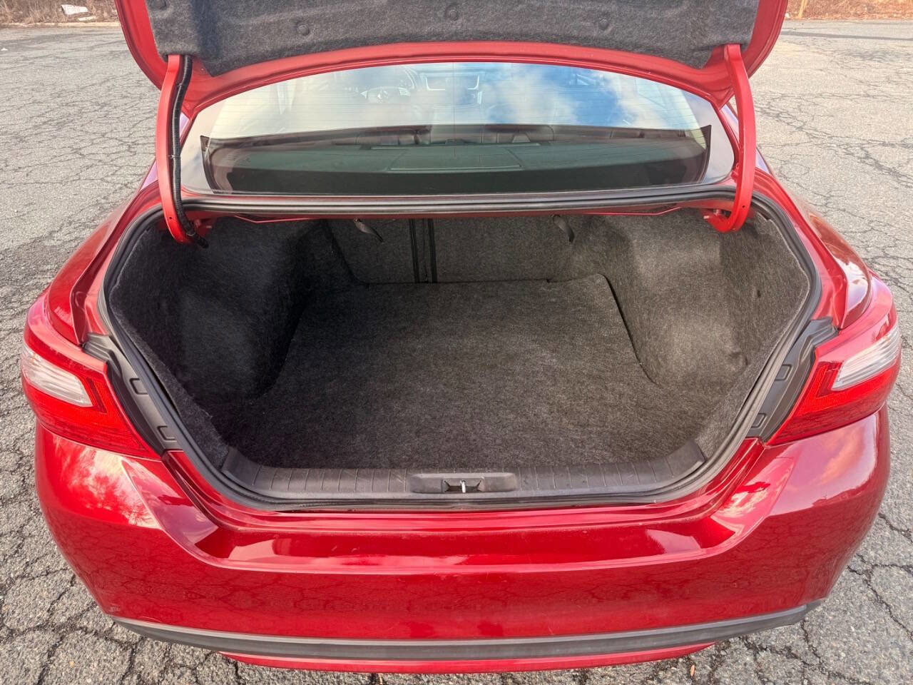 Used 2018 Nissan Altima 2.5 SL w/ 2.5 SL Technology Package image 13