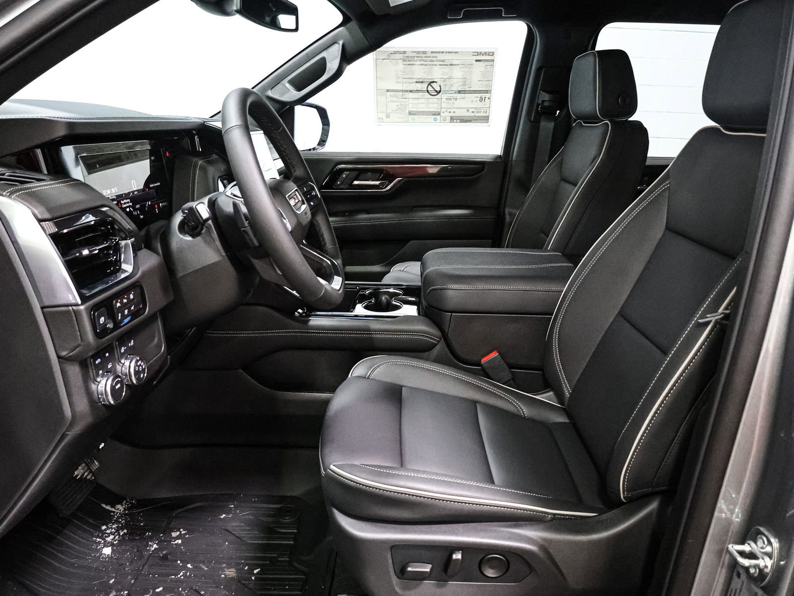 New 2026 GMC Yukon XL Elevation w/ LPO, Floor Liner Package image 22