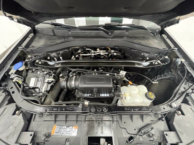 Used 2022 Ford Explorer XLT AWD/4WD image 17