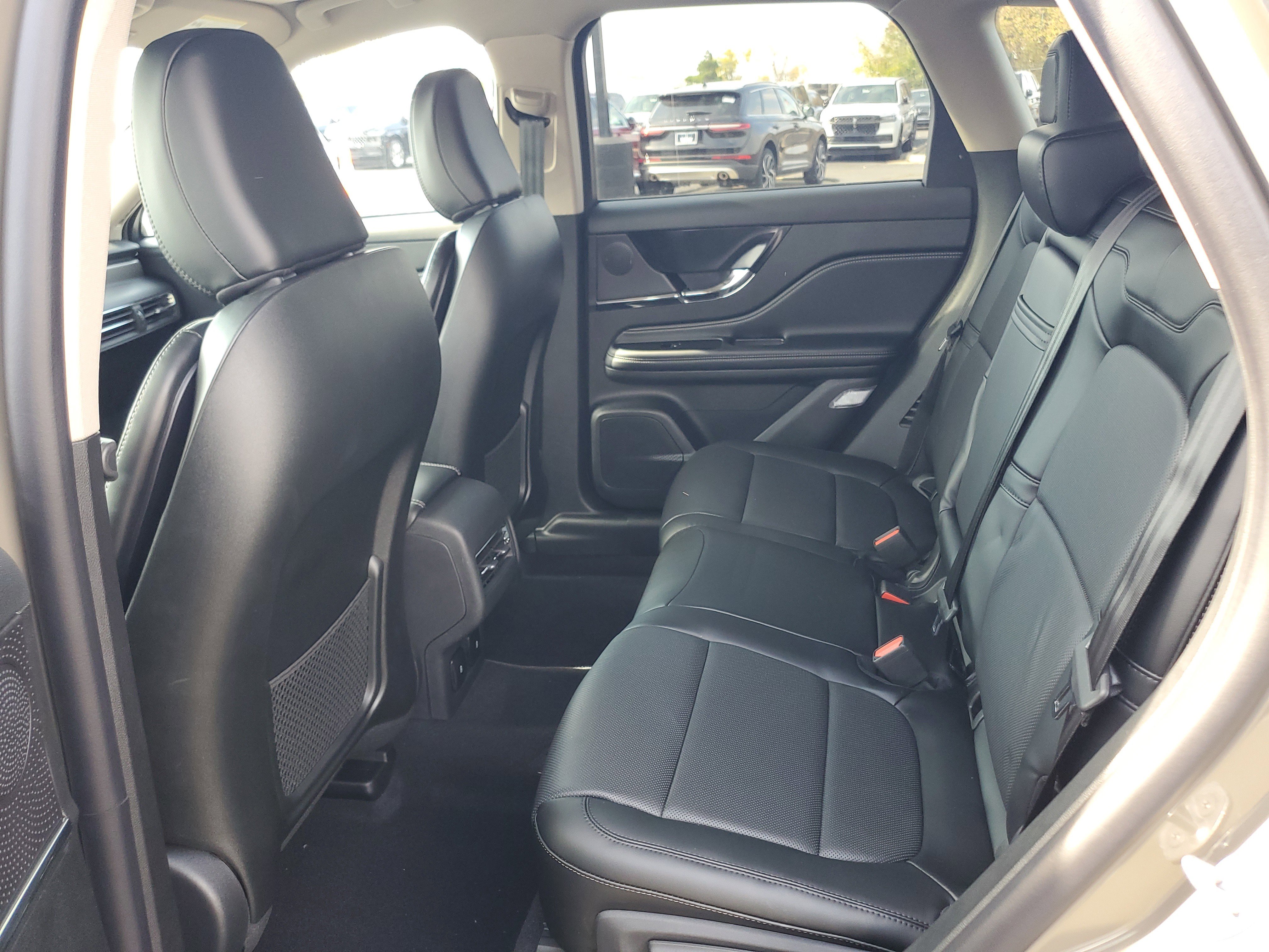 New 2026 Lincoln Corsair Reserve w/ Jet Appearance Package image 25