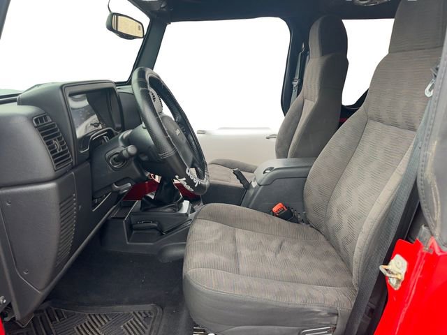 Used 2005 Jeep Wrangler Rubicon AWD/4WD image 14