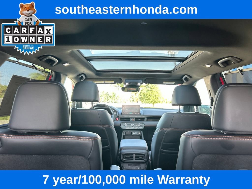 Used 2025 Honda Pilot TrailSport image 12