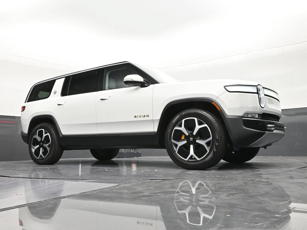 Used 2024 Rivian R1S Adventure Quad AWD/4WD image 27