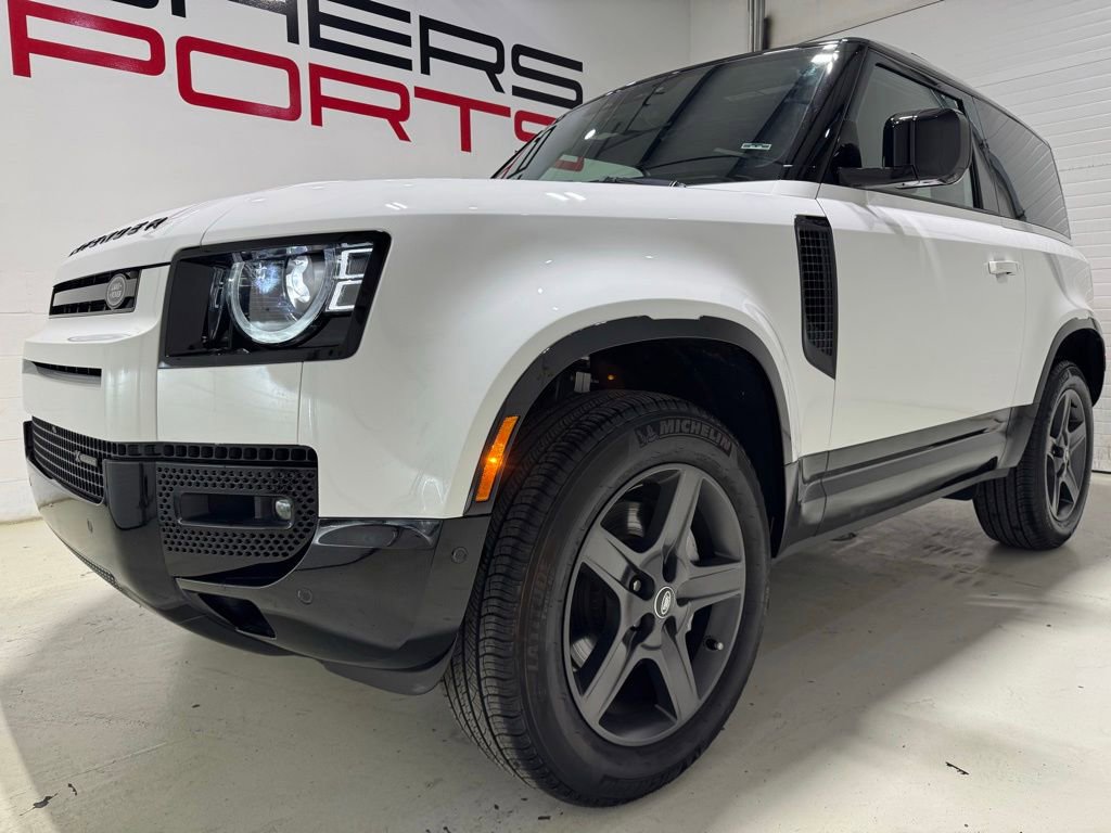 Used 2023 Land Rover Defender 90 X-Dynamic SE AWD/4WD image 2