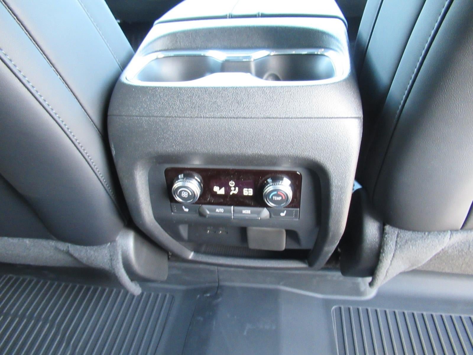 New 2026 GMC Acadia Elevation w/ Elevation Premium Package FWD image 30