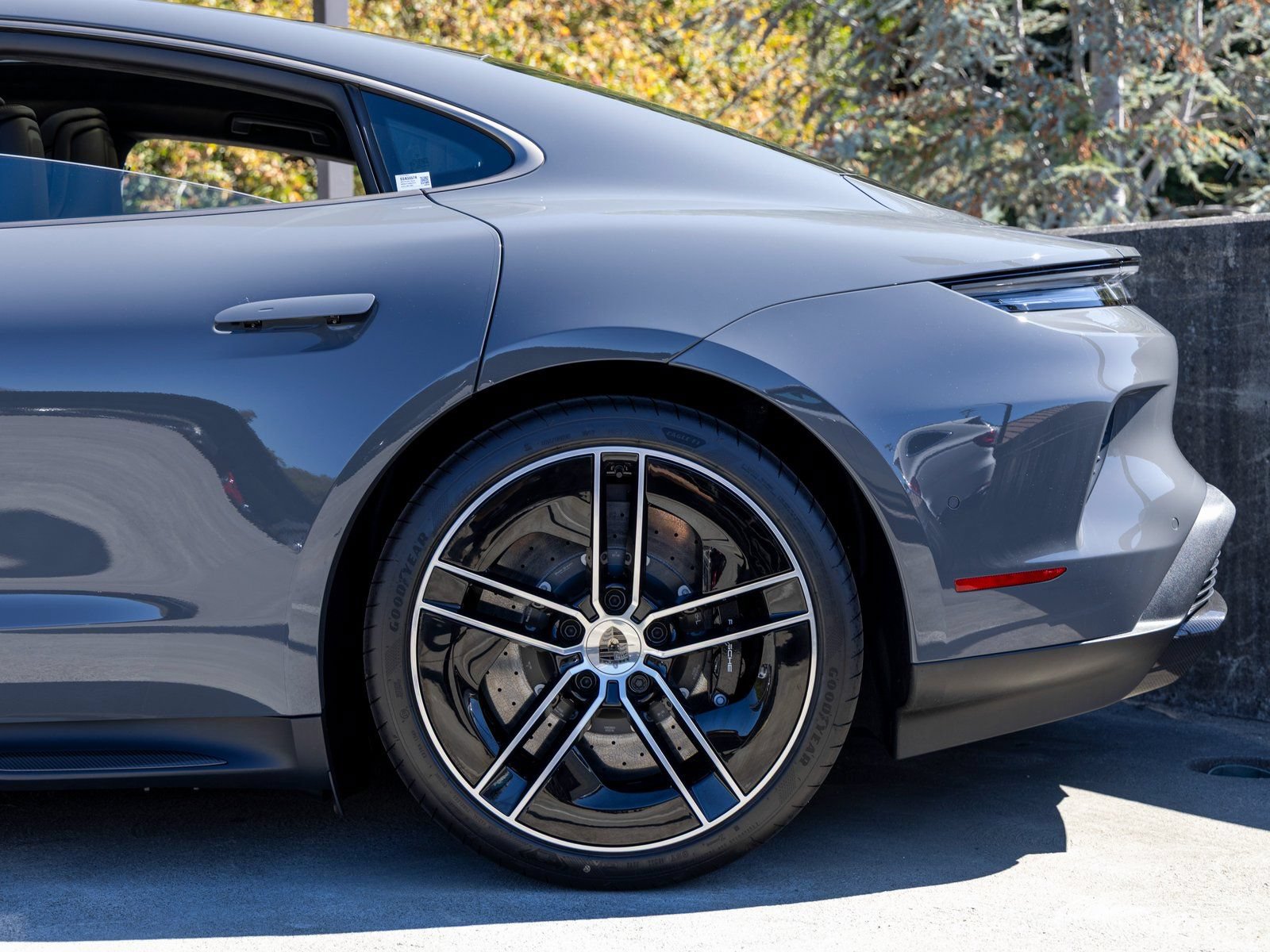 New 2025 Porsche Taycan Turbo S AWD/4WD image 18