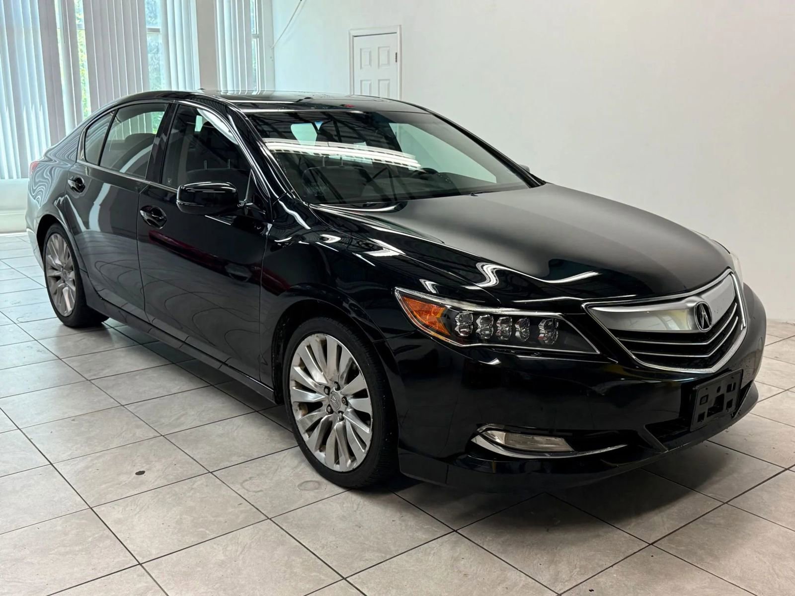 Used 2014 Acura RLX w/ Technology Package
