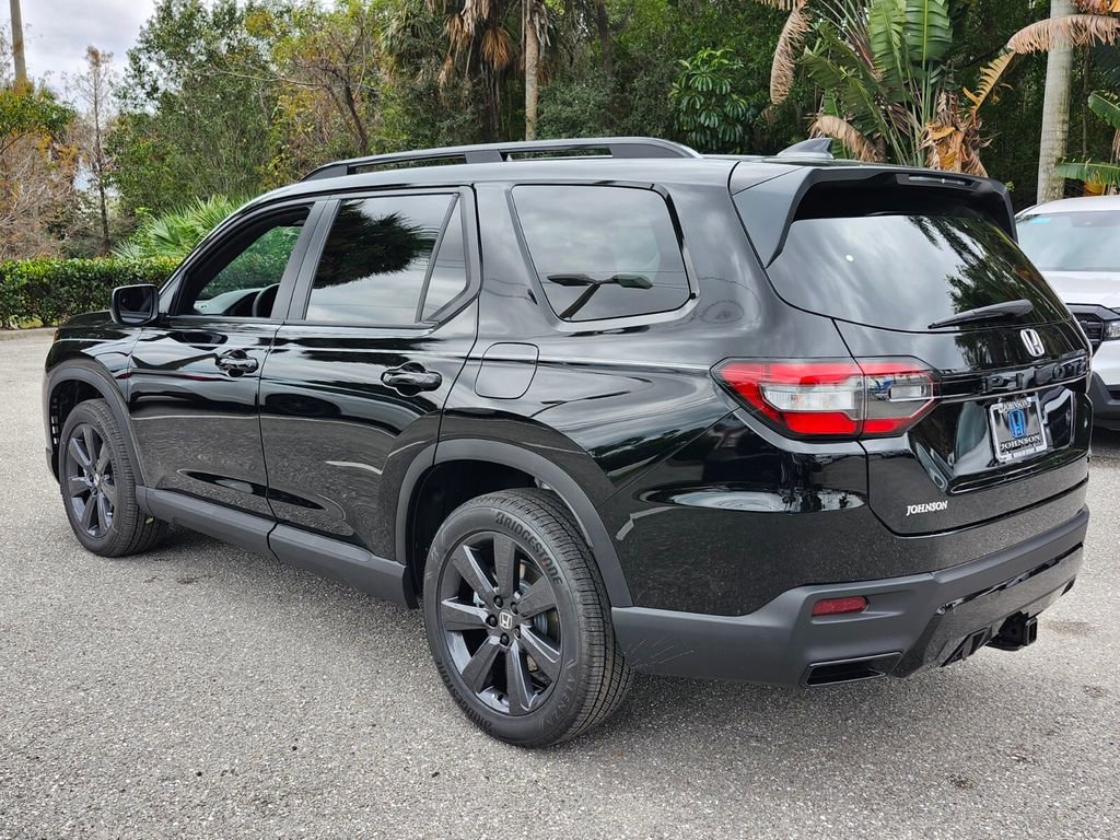 New 2026 Honda Pilot Sport image 5