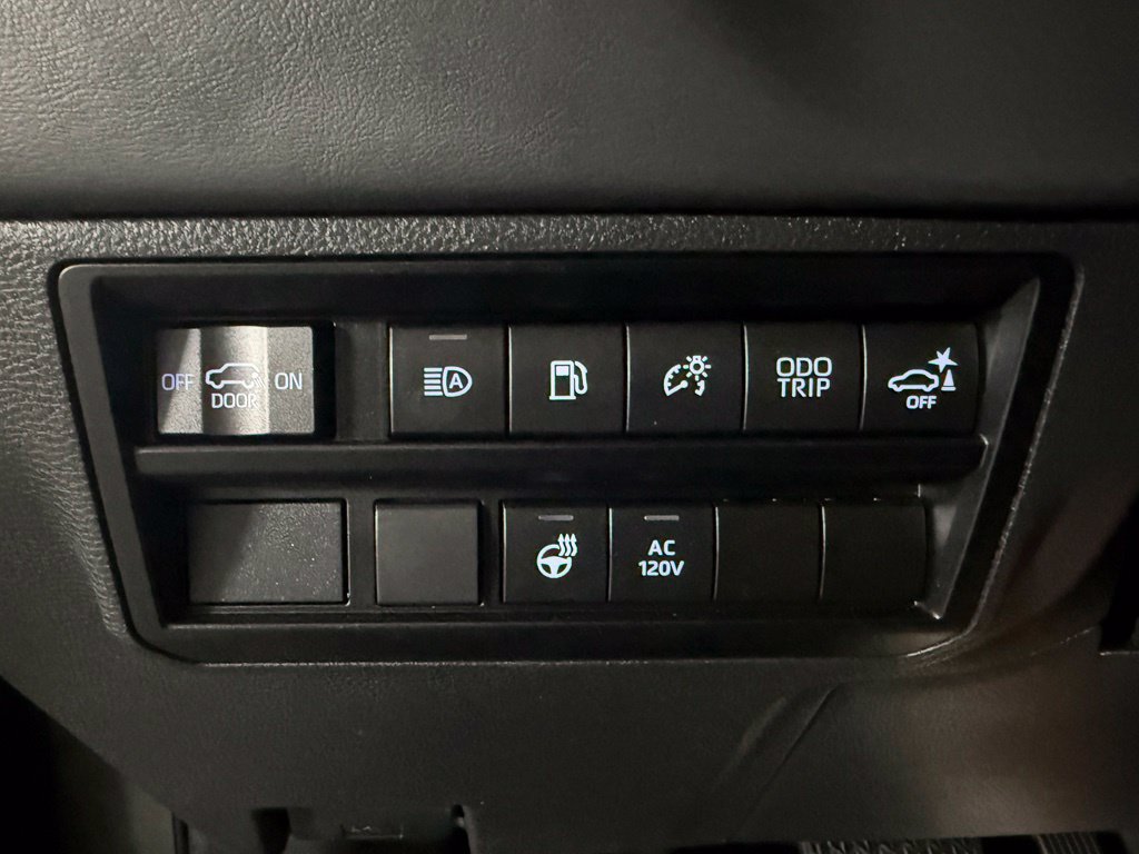 Used 2024 Toyota Sequoia Platinum AWD/4WD image 37