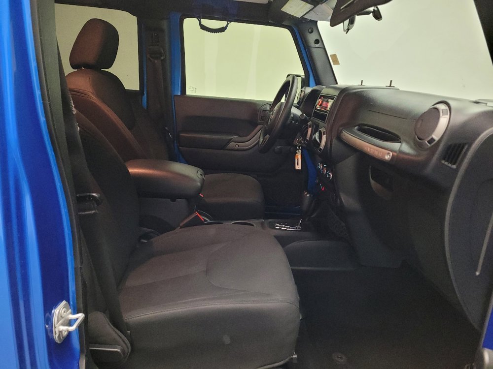 Used 2016 Jeep Wrangler Unlimited Sport image 21