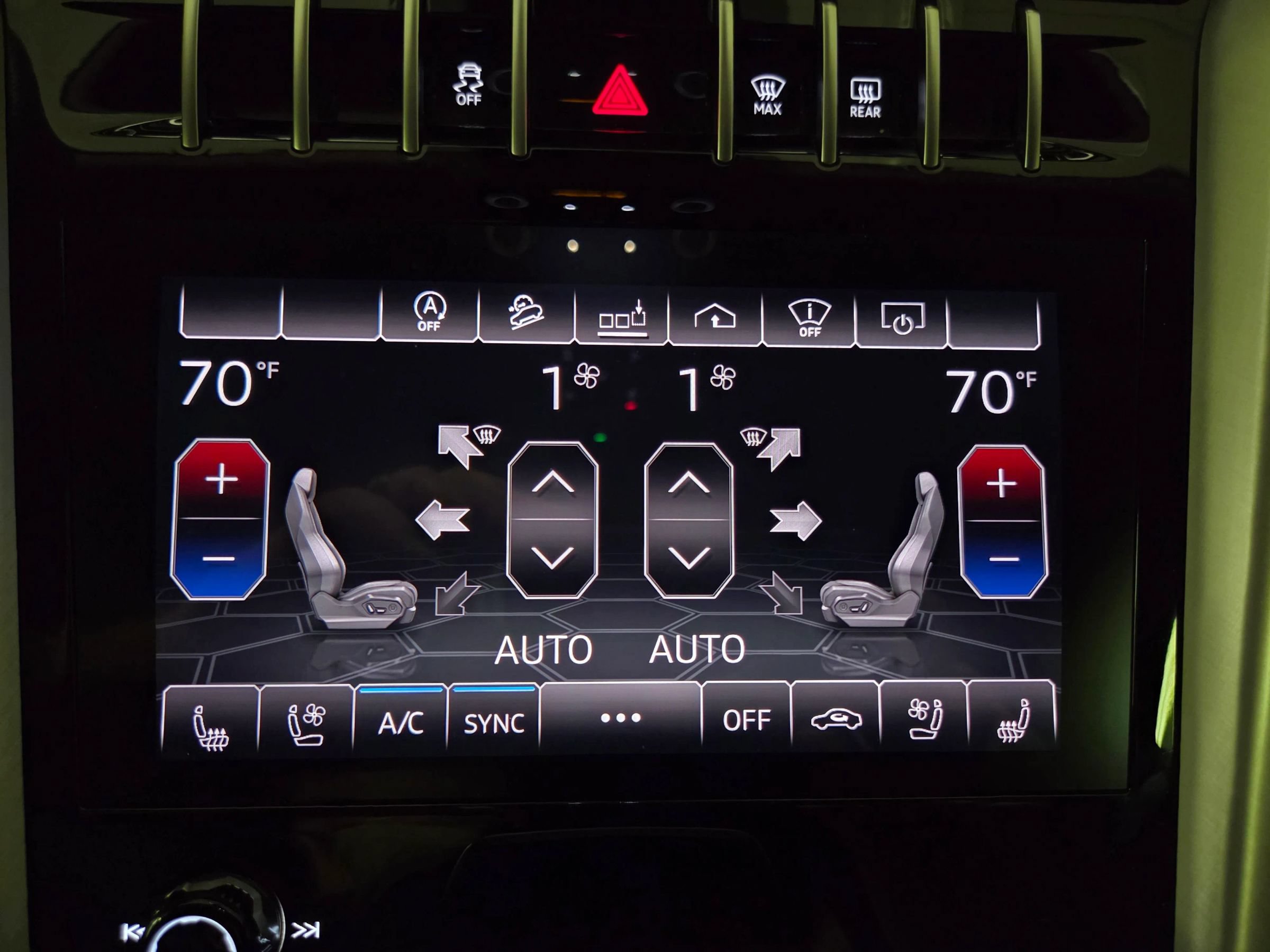 Used 2020 Lamborghini Urus AWD/4WD image 29