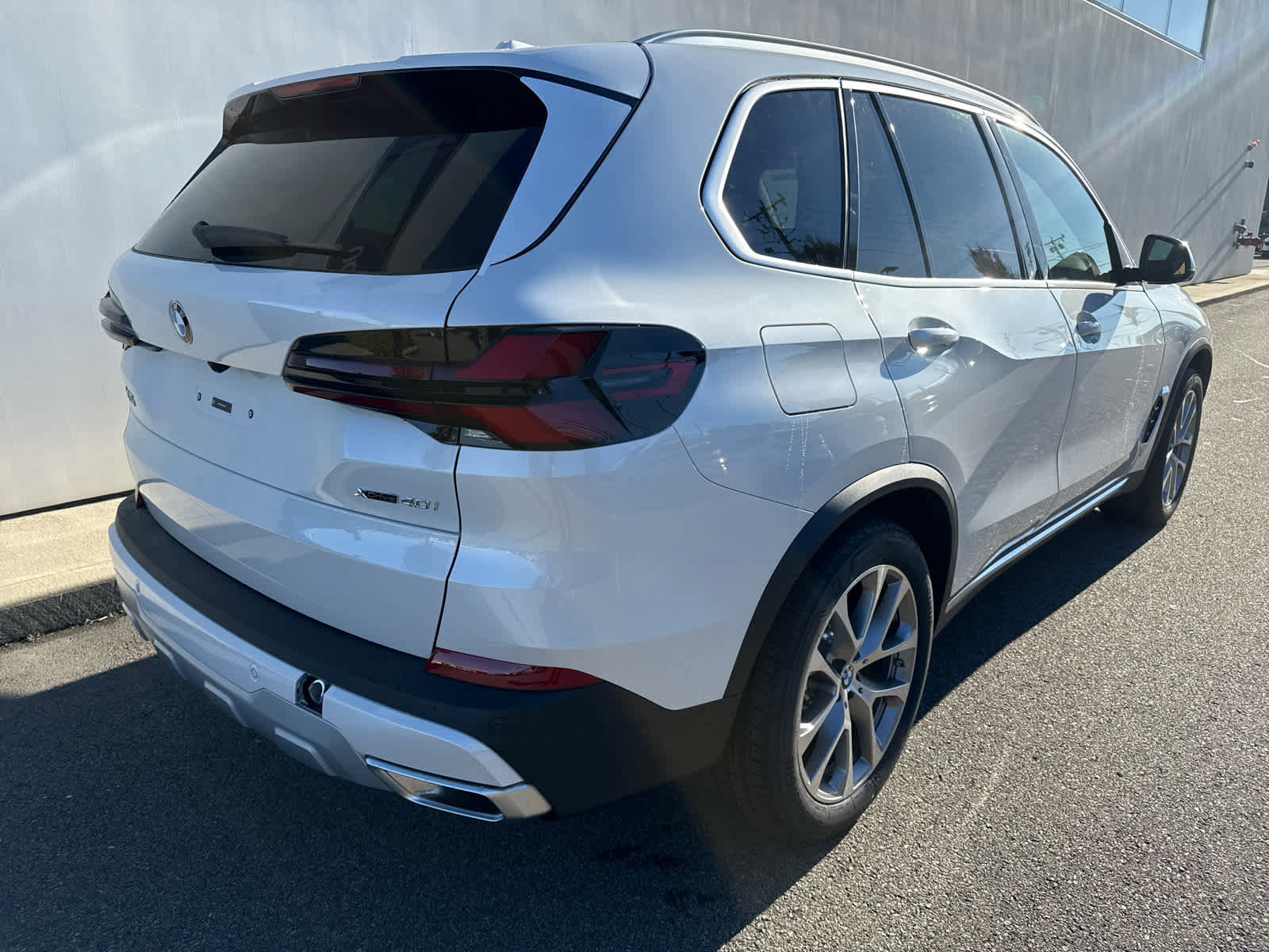 New 2026 BMW X5 xDrive40i w/ Premium Package image 6