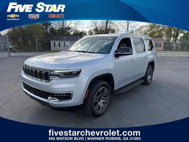 Used 2025 Jeep Wagoneer 4WD image 1