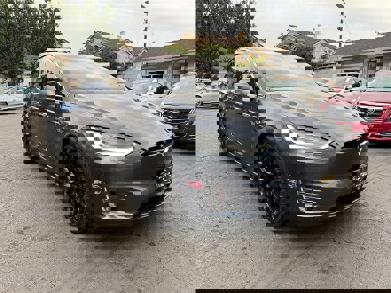 Used 2016 Tesla Model X Performance image 3