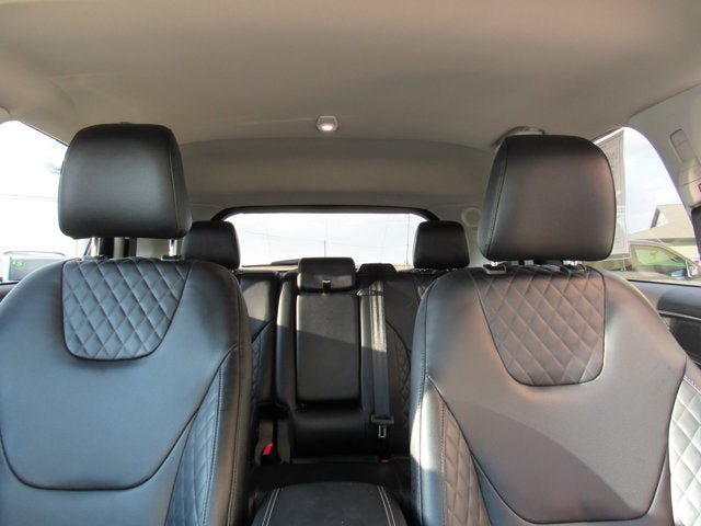 Used 2024 Ford Edge Titanium w/ Equipment Group 301A AWD/4WD image 29