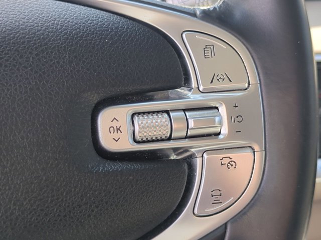 Used 2022 Genesis GV70 2.5T w/ Advanced Package image 17