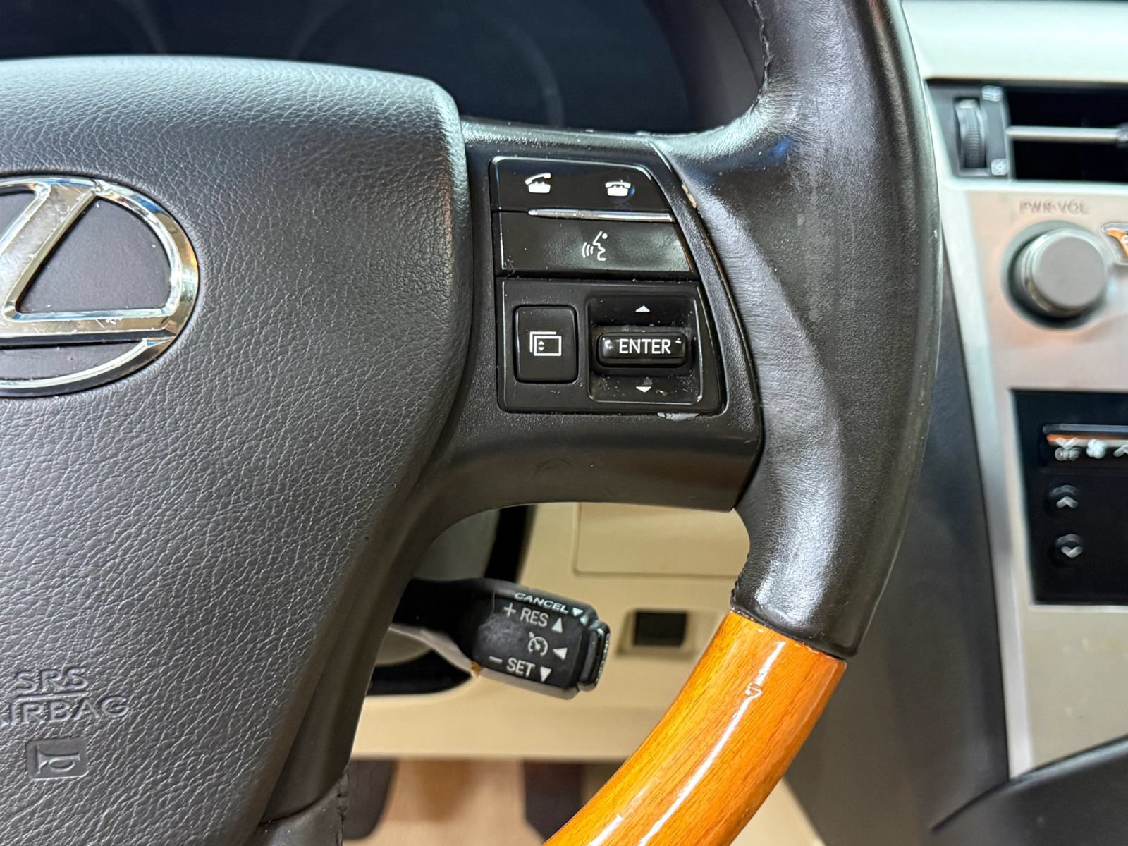 Used 2010 Lexus RX 350 AWD image 29