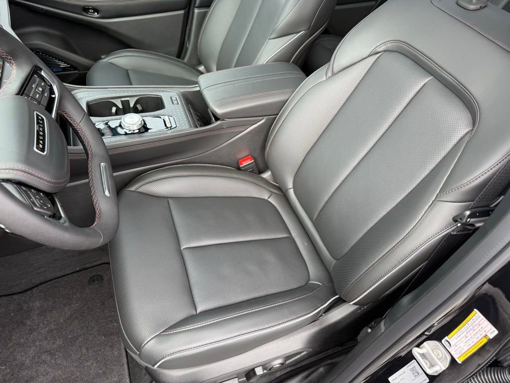 New 2025 Jeep Wagoneer S Limited w/ Comfort Package AWD/4WD image 11