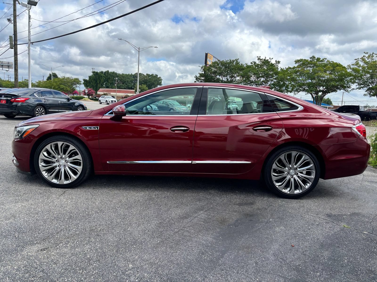 Used 2017 Buick LaCrosse Essence FWD image 6
