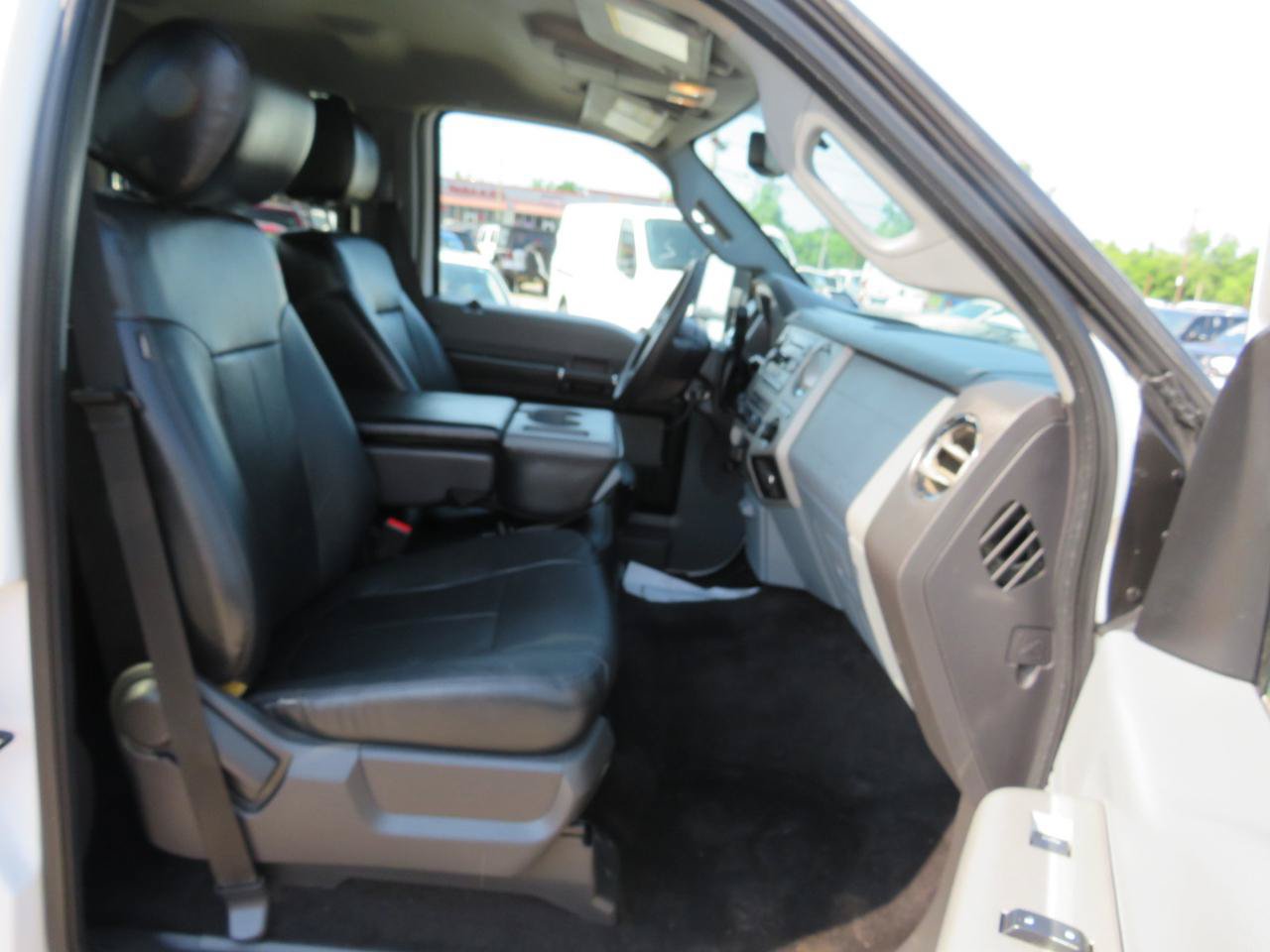 Used 2015 Ford F350 XLT w/ XLT Value Package AWD/4WD image 16