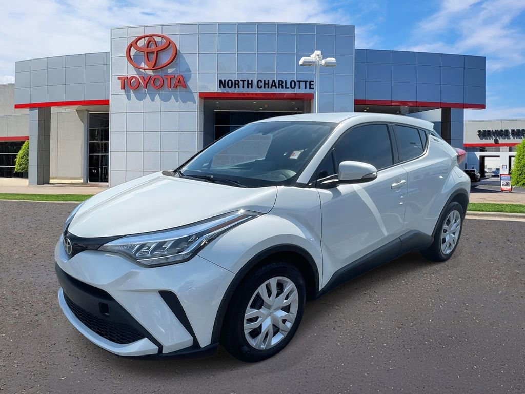 Used 2021 Toyota C-HR LE image 4