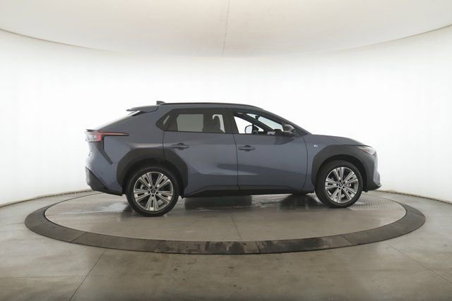 Used 2023 Subaru Solterra Limited image 6