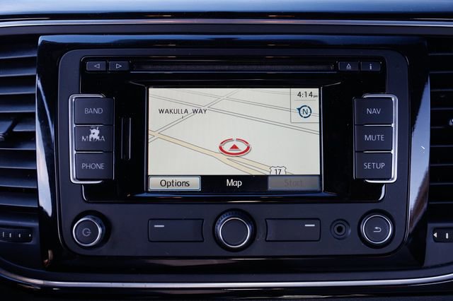 Used 2015 Volkswagen Beetle 1.8T image 38