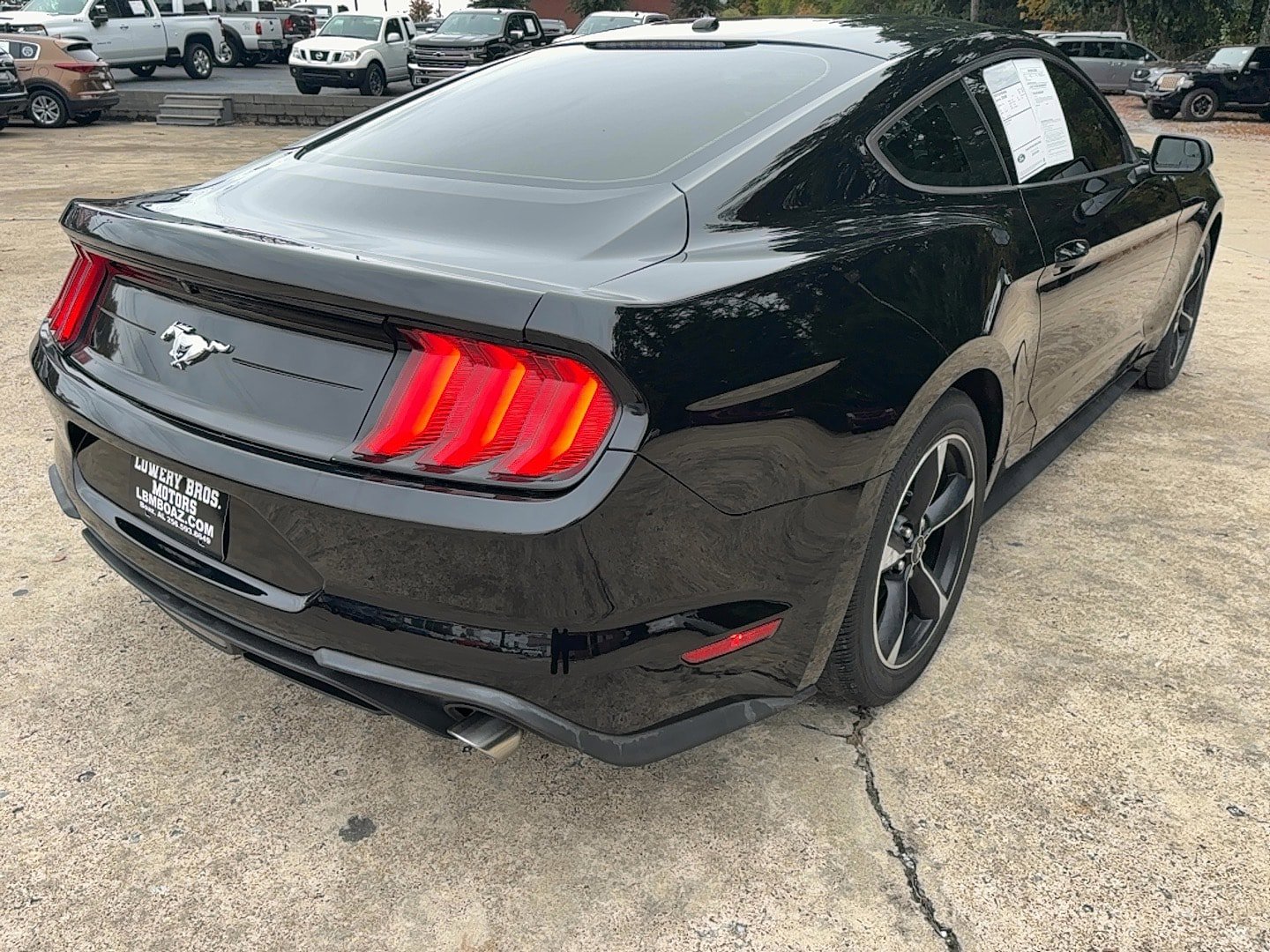 Used 2019 Ford Mustang Coupe RWD image 5